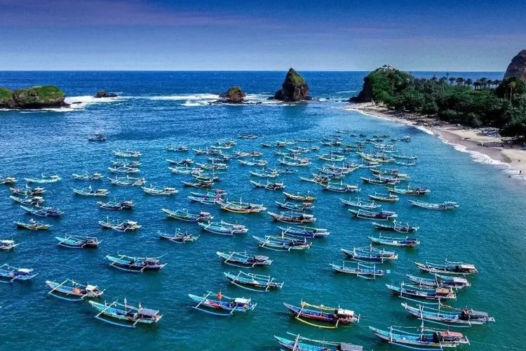 Pantai indah di Jember