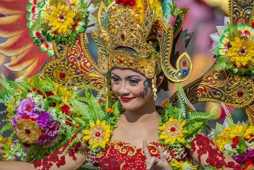 Peran Jember Fashion Carnaval dalam Meningkatkan Daya Tarik Wisata Daerah